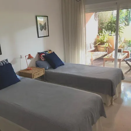 Elegant In Marbella, Pool Appartement *